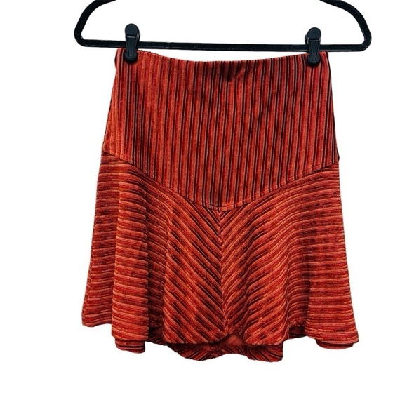 Free People Camden Mini Skirt in Ginger Snap - Picture 3 of 12